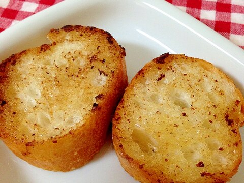 フランスパンのガーリックバター醤油♡